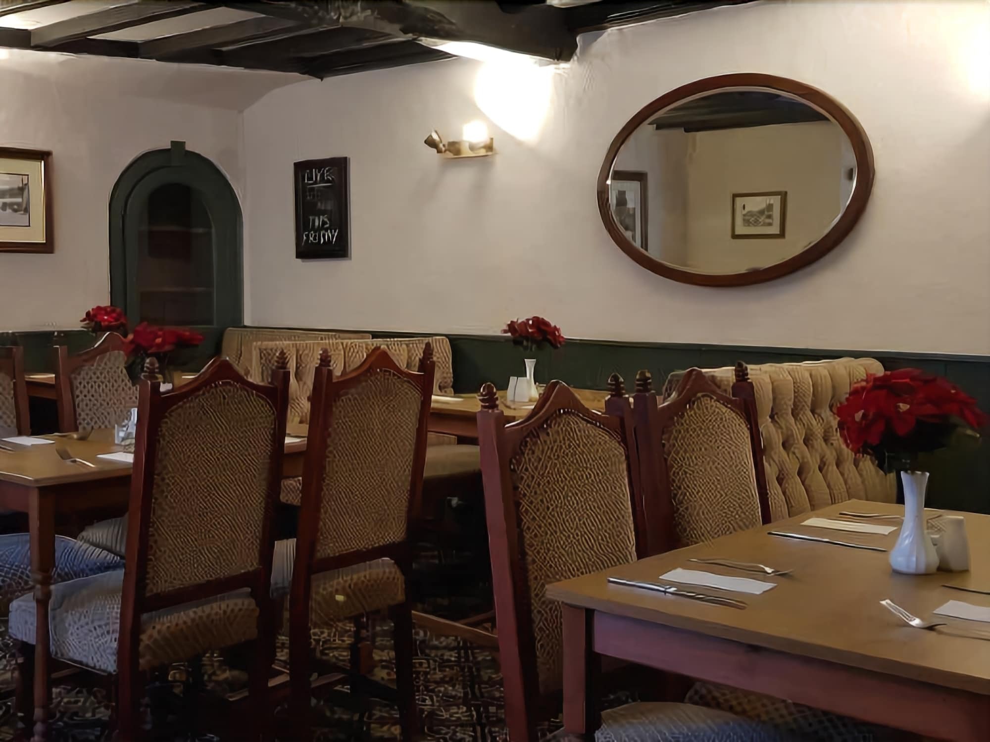 Downton  The Bull Hotel מראה חיצוני תמונה